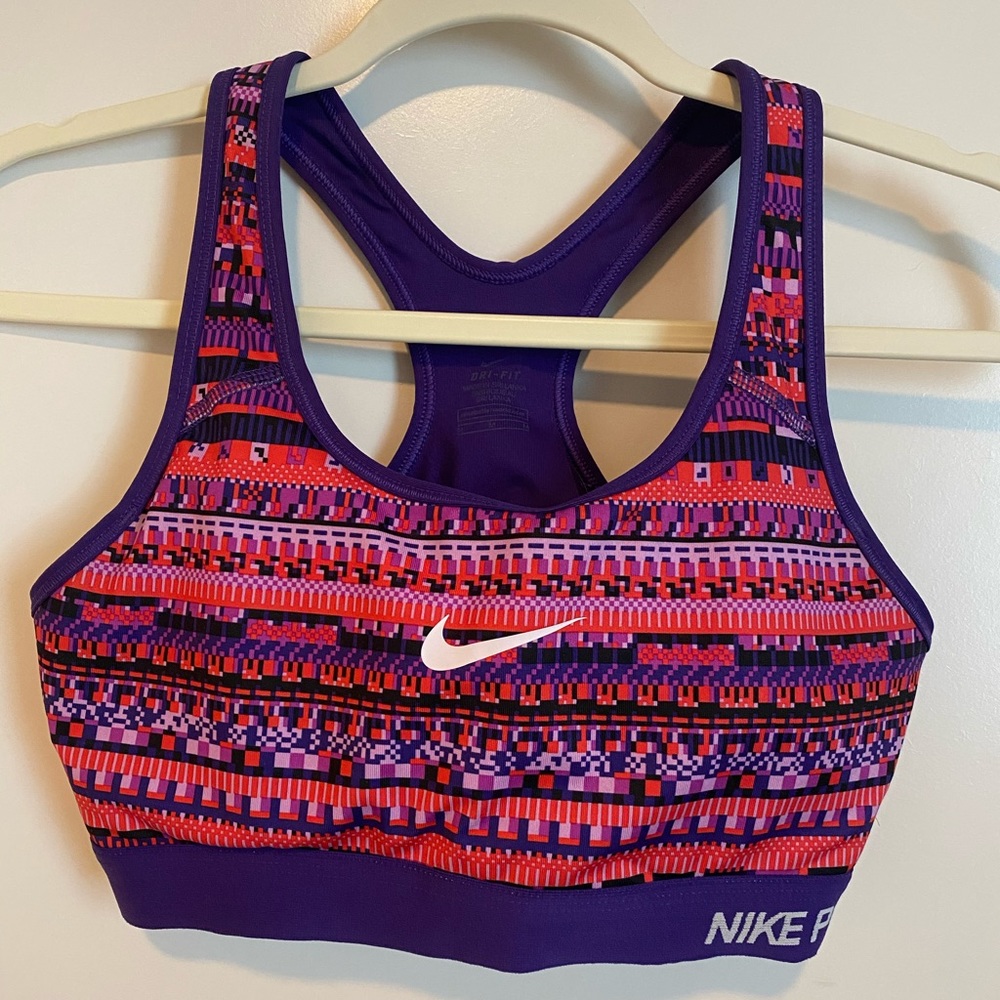 Nike pattern sports bra